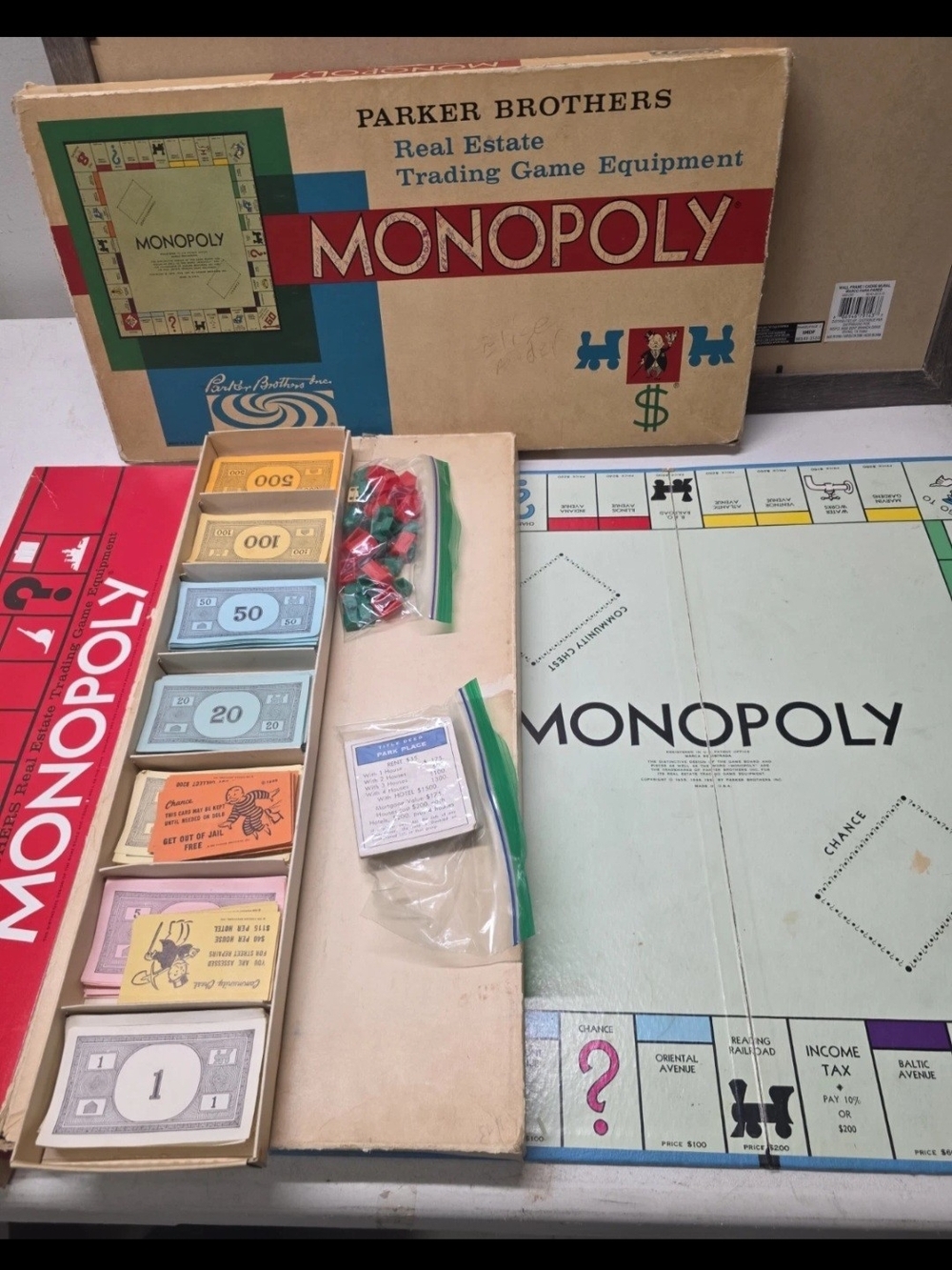 Parker Brothers Monopoly Board Game – Classic Edition (Beige/Red/Green)